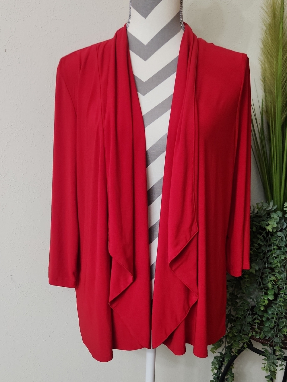Salon Studio Bright Red Waterfall Open Cardigan